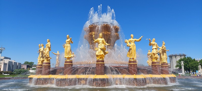 Фото - Экскурсия: "Экскурсия «Москва у ваших ног» — с посещением Останкинской башни и ВДНХ"
