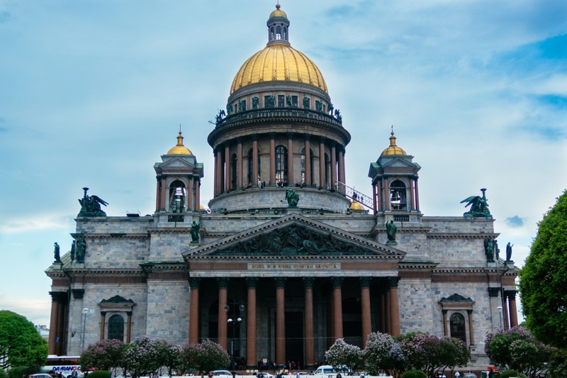 Фото - Экскурсия: "От Петропавловки до Спаса на Крови: вся красота Санкт-Петербурга за один день"