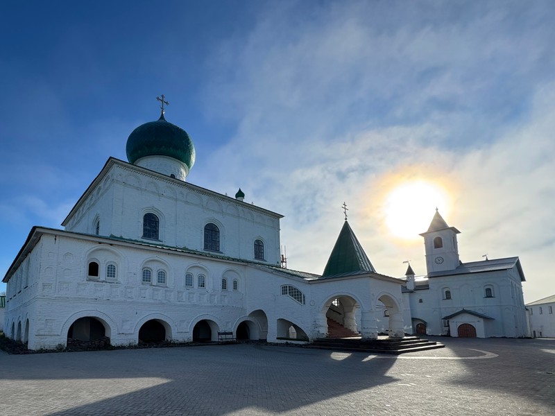 Фото - Экскурсия: "Из Петрозаводска — в Олонец и Александро-Свирский монастырь"