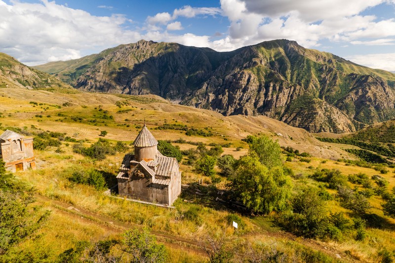 Фото - Экскурсия: "К Амберду и озеру Кари: история и горы Арагаца"