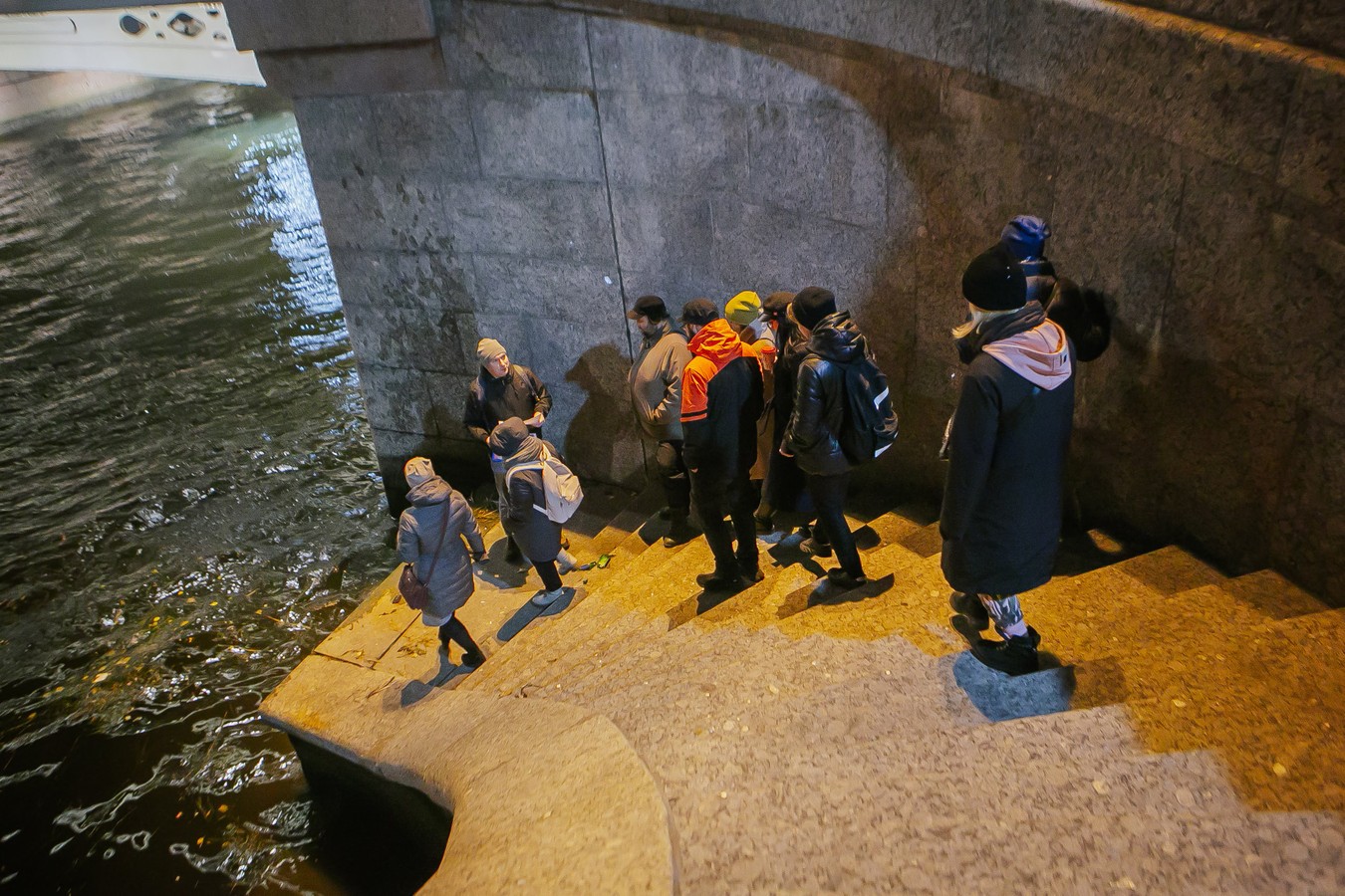 Загадки подземного Петербурга — со спелеологом